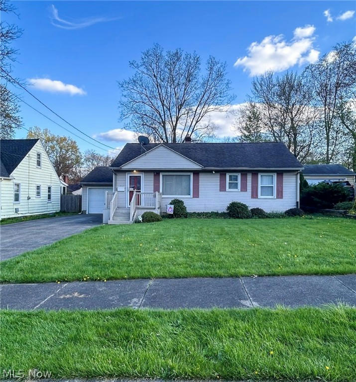 1747 RIDGELAWN AVE, YOUNGSTOWN, OH 44509, photo 1 of 20