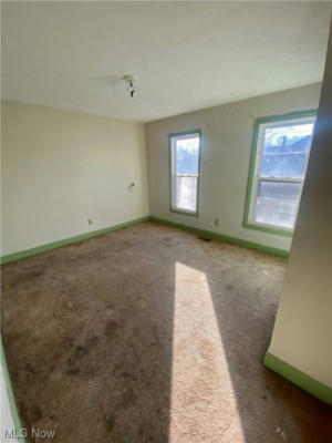 9500 GAYLORD AVE, CLEVELAND, OH 44105, photo 4 of 9