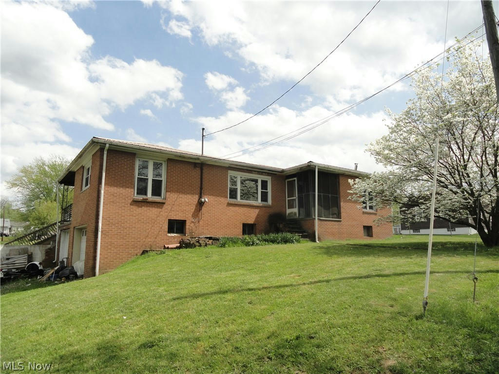 111 THISBE ST, CHESTER, WV 26034, photo 1 of 20