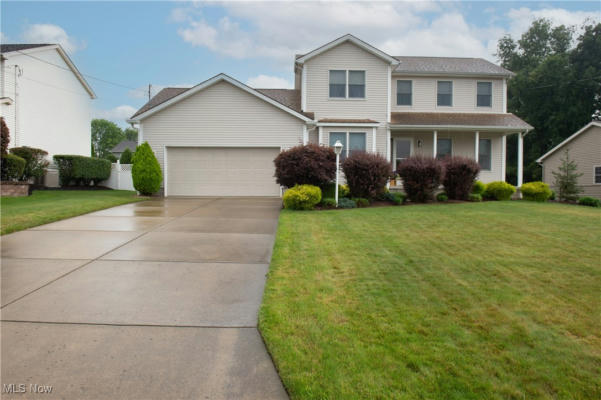 320 LAURETTA LN, HUBBARD, OH 44425 - Image 1