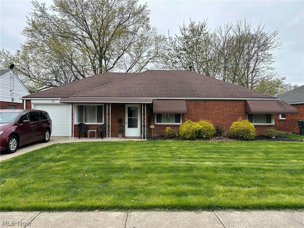 690 SYCAMORE DR, EUCLID, OH 44132, photo 1 of 8