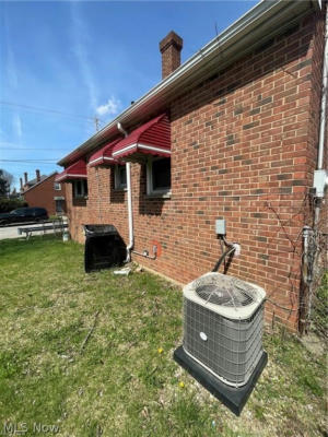 16008 HARVARD AVE, CLEVELAND, OH 44128, photo 4 of 40