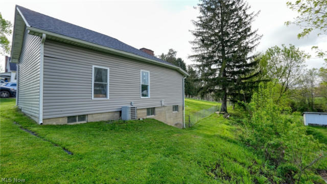 15137 MCCONNELLSVILLE RD, CALDWELL, OH 43724, photo 4 of 42