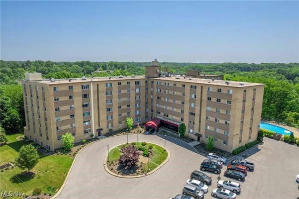 18501 HILLIARD BLVD APT 111, ROCKY RIVER, OH 44116 - Image 1