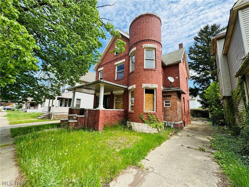 909 E 73RD ST, CLEVELAND, OH 44103, photo 1 of 2