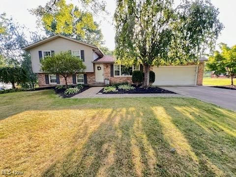 7367 WOODCREST AVE NE, CANTON, OH 44721, photo 1 of 37