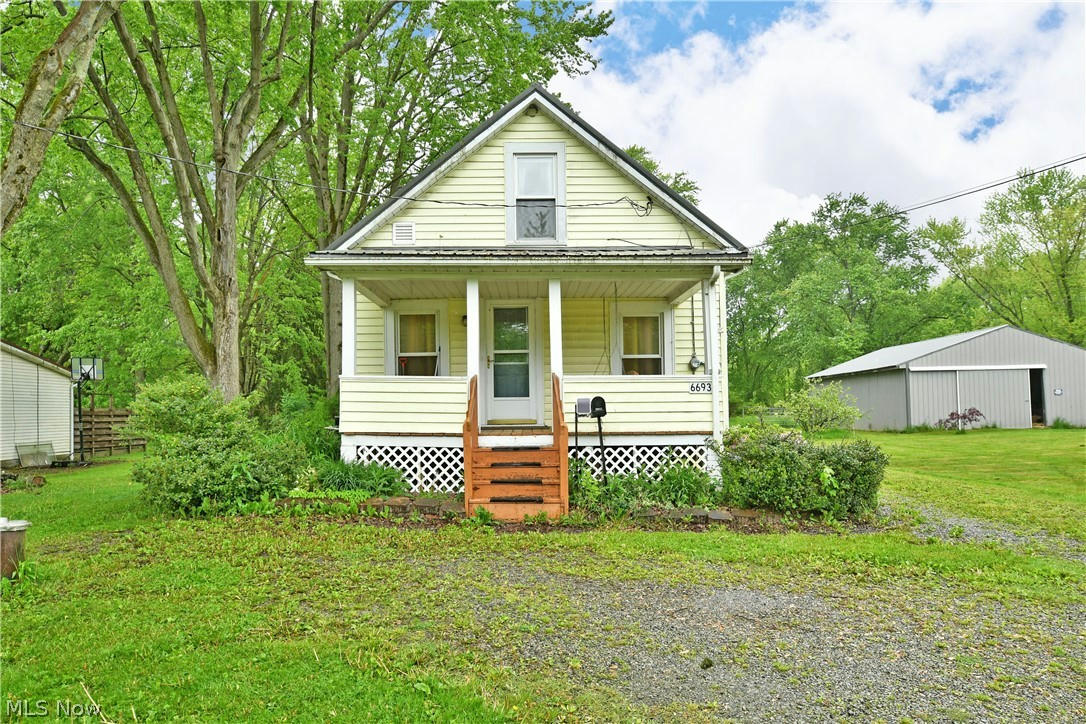 6693 N PARK AVE, CORTLAND, OH 44410, photo 1 of 34