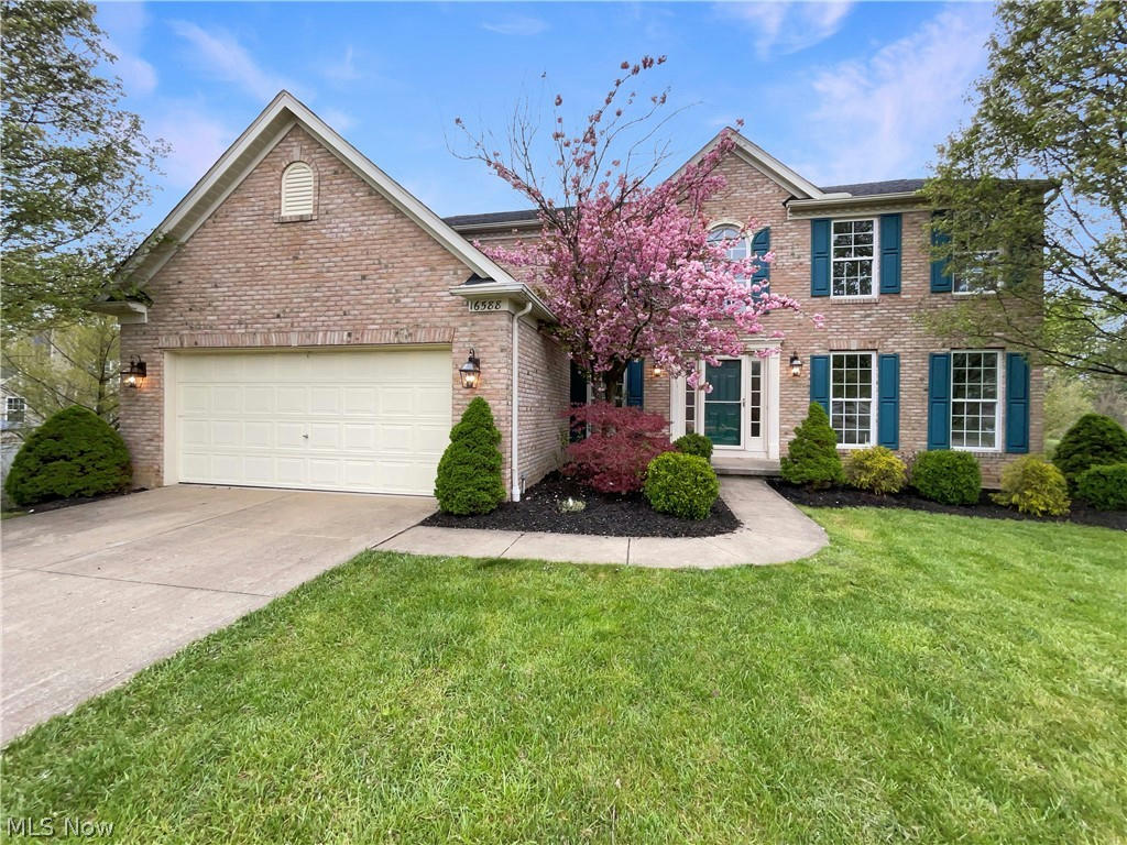 16588 SELBY CIR, STRONGSVILLE, OH 44136, photo 1 of 23