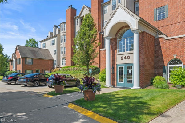 240 FOX HOLLOW DR APT 312, MAYFIELD HEIGHTS, OH 44124 - Image 1